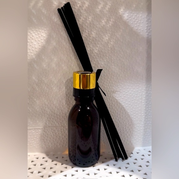 Hotel collection Diffuser!! - Picture 1 of 3